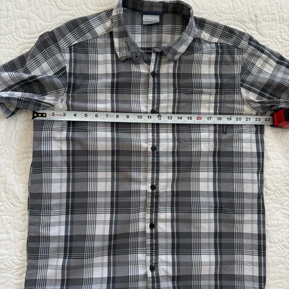 Columbia 100% Cotton‎ Gray Plaid Short Sleeve Button Collared Shirt Men’s L EUC - Picture 10 of 12